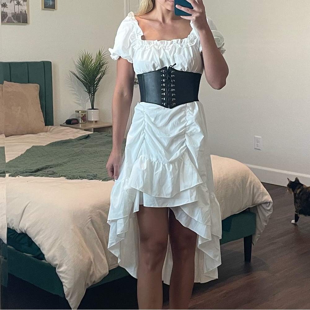 Black waist belt